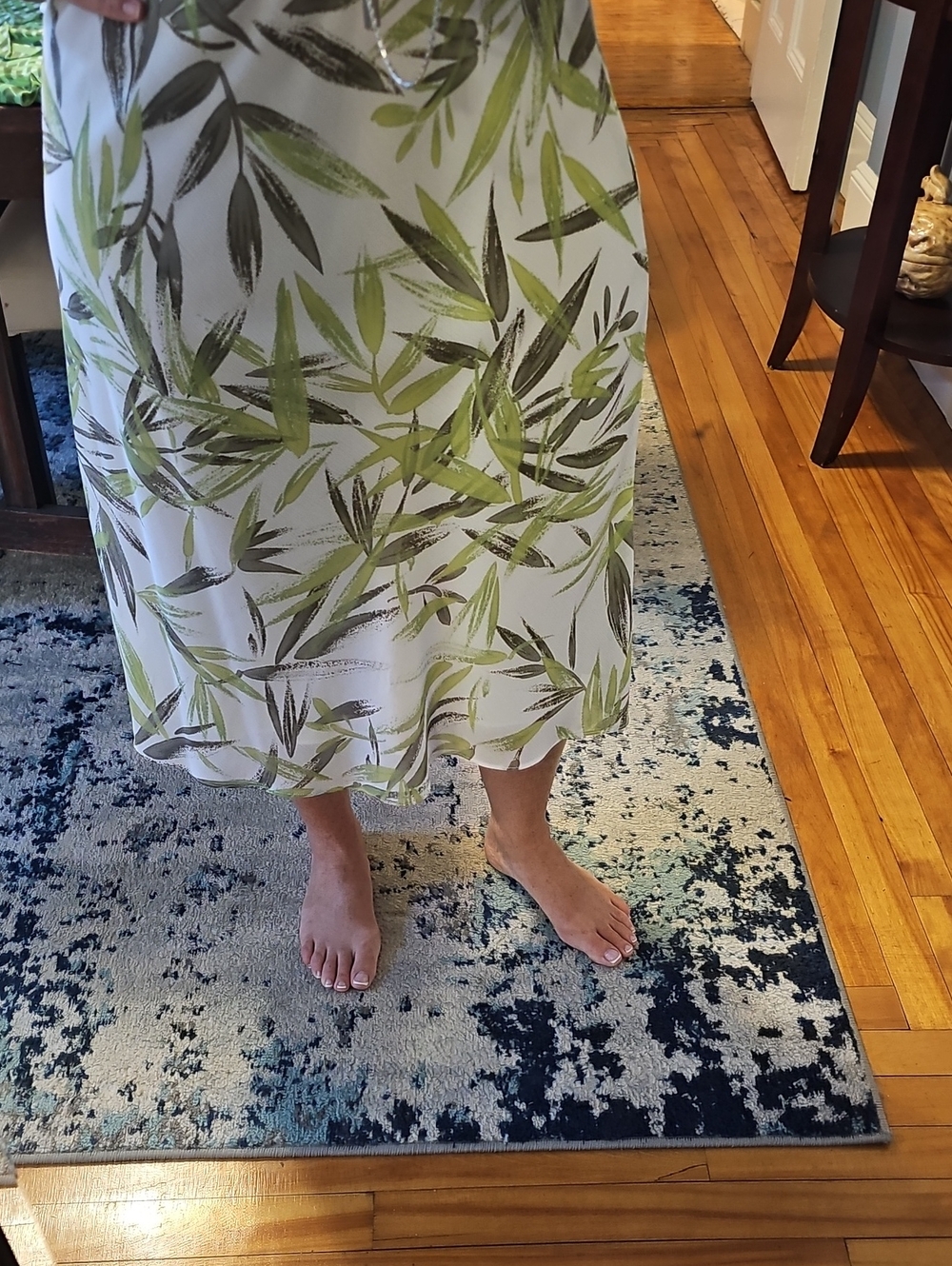 New York & Company White Midi Skirt with Green Leaf Print